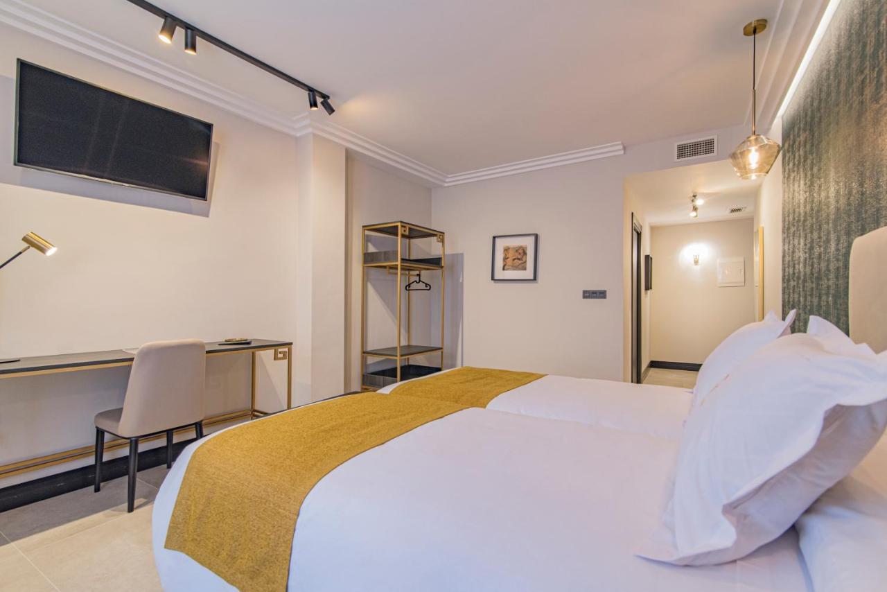 Vesci Faventia Hotel Huetor Tajar Bagian luar foto