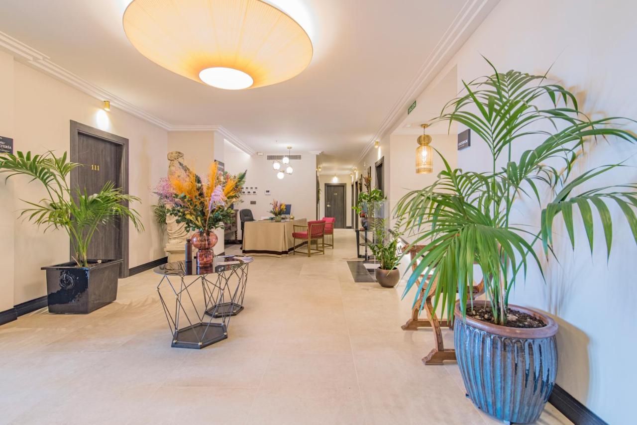 Vesci Faventia Hotel Huetor Tajar Bagian luar foto