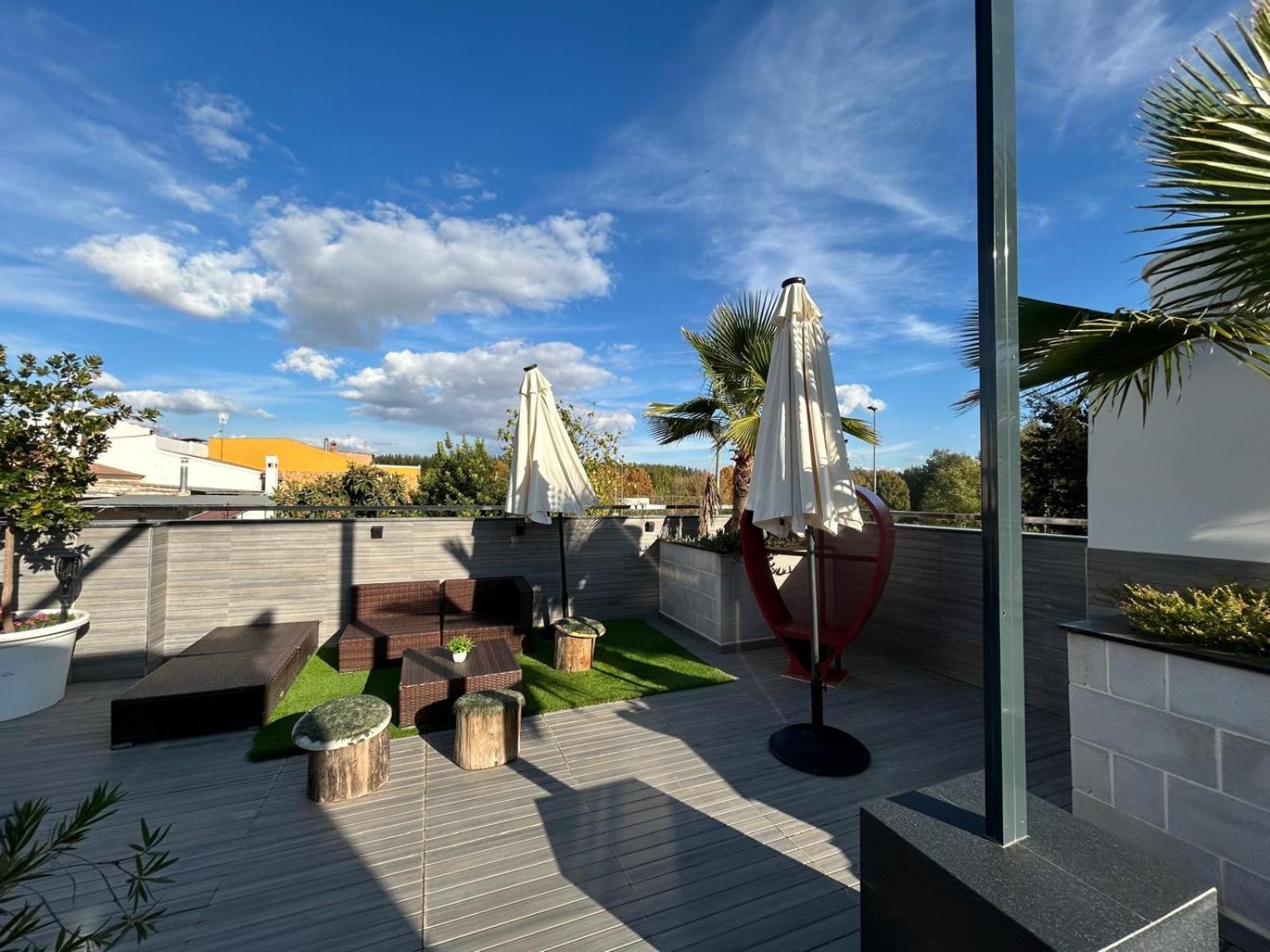 Vesci Faventia Hotel Huetor Tajar Bagian luar foto